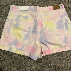 American Eagle Mom Shorts size 12 but fits small